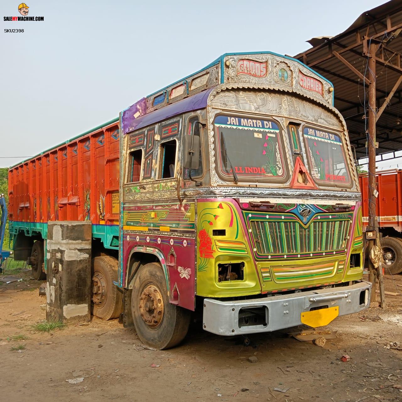 MAHINDRA MN 31 -12 WHEELER TRUCK